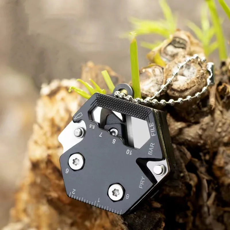 Multifunctional Hexagonal Coin Outdoor EDC Tool Hexagonal Folding Coin Knife Keychain Screwdriver Pocket Folding Mini Coltello G